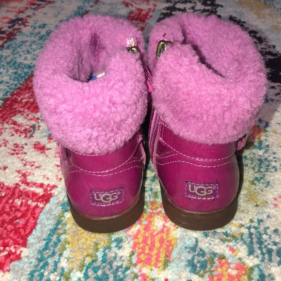 UGG T Gemma boots - Picture 3 of 5